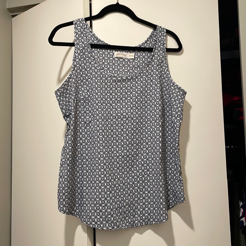 Faded Glory Medium Tank